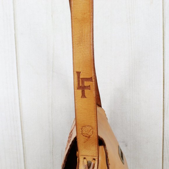 Vintage Brown Leather Hand-Carved Stitched Detail Shoulder Bag - Picture 5 of 12